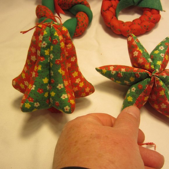 VTG 70'S HANDMADE FABRIC ORNAMENTS, SET OF 4, RED & GREEN MOTIF - Picture 2 of 4